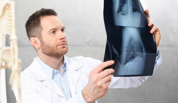 Especialidade: Pneumologia e Tisiologia